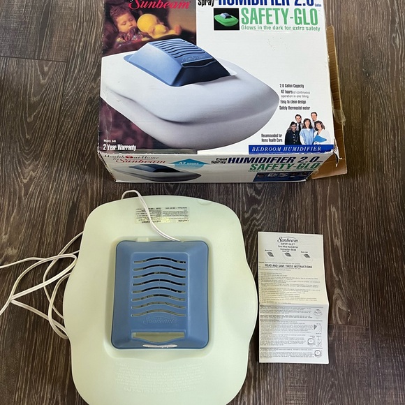 Sunbeam Safty Glo 2 gallon Vintage Impeller Humidifier - Glows in the dark - Picture 3 of 6